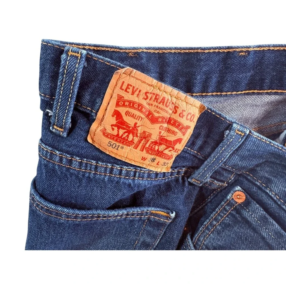 Levi's 501 Original Fit Jeans Men 38x32 (35x29.5) Blue Whiskering Denim Straight